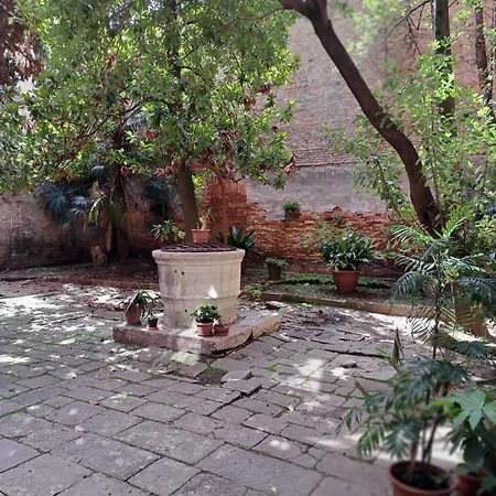 Гостевой дом Garden Cozy 3*